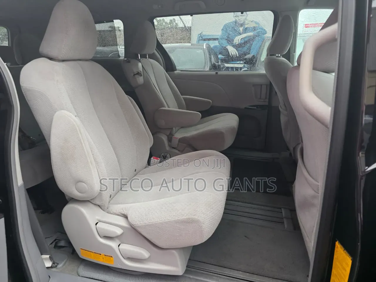 Toyota Sienna 2012 Black