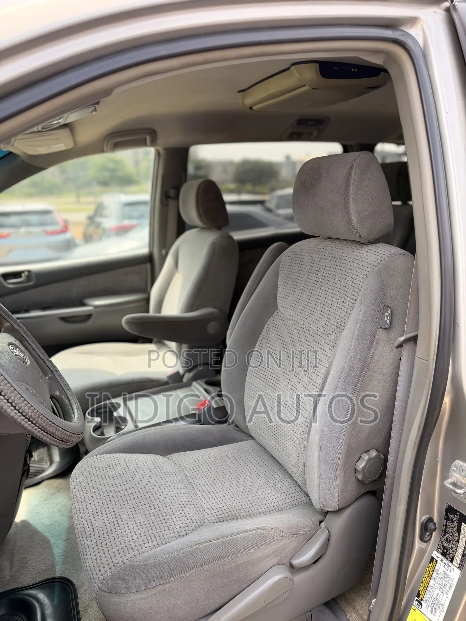 Toyota Sienna 2006 Gold