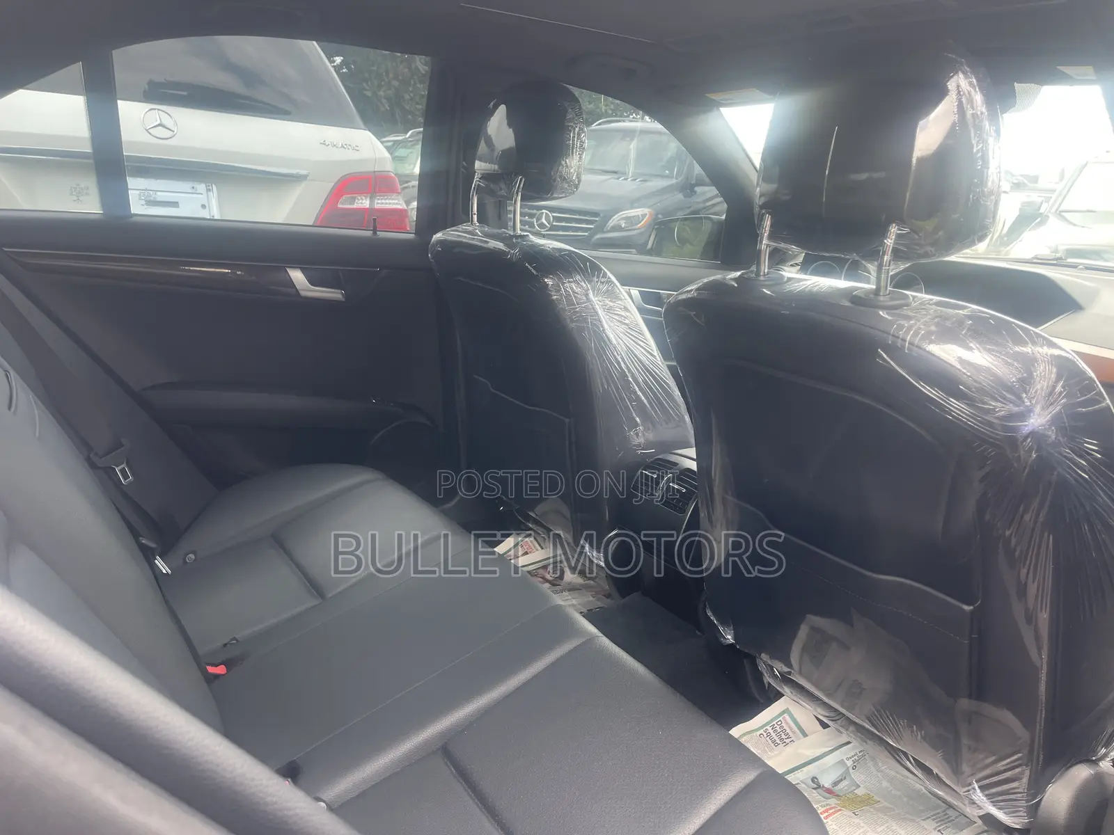 Mercedes-Benz C300 Luxury 4Matic Sedan AWD (3.0L 6cyl 7A) 2011 Gray