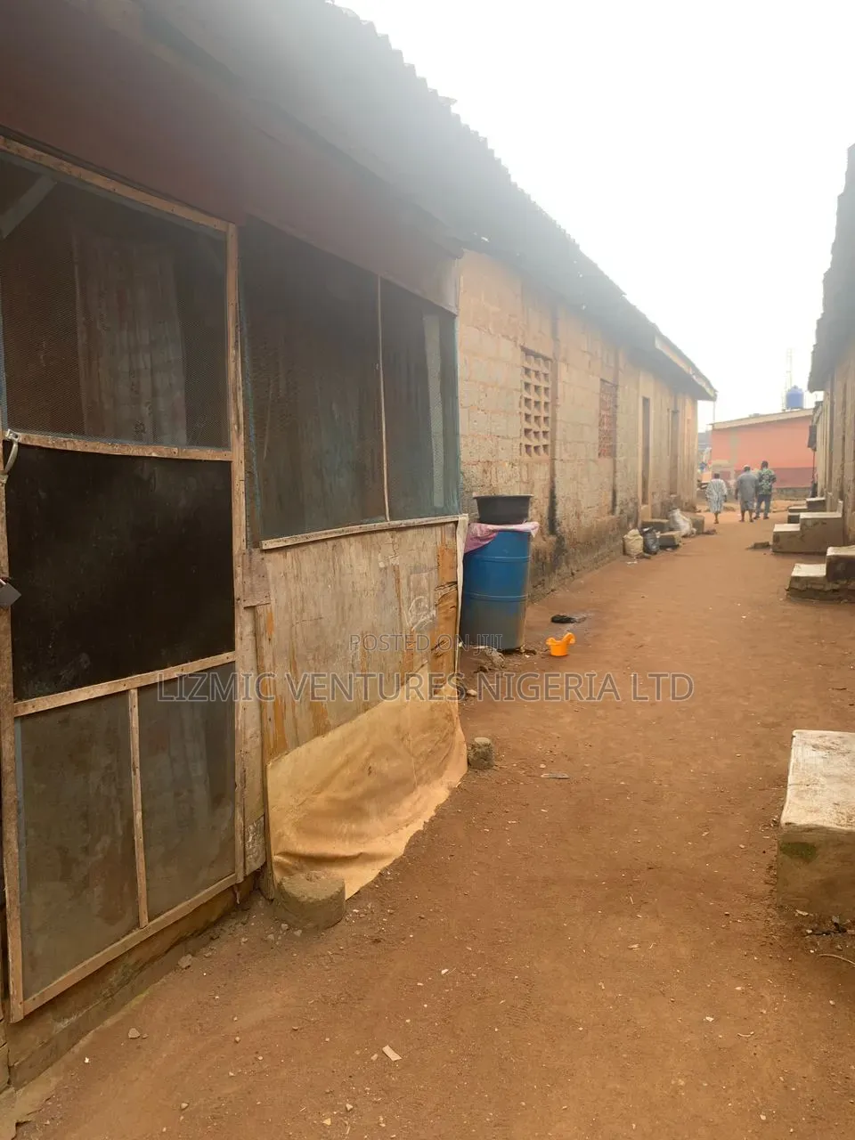 2bdrm Bungalow in Egan, Ikotun/Igando for sale