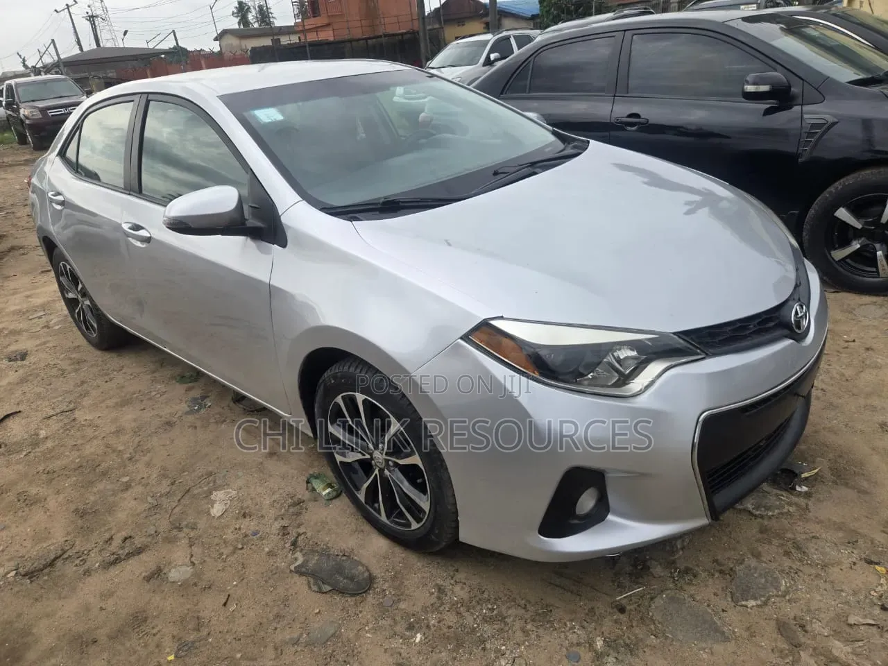 Toyota Corolla 2016 Silver