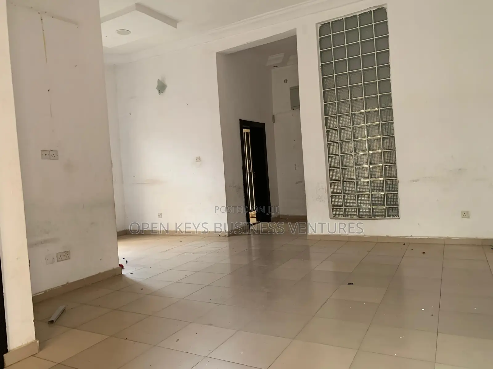 Furnished 3bdrm Apartment in A3 Estate, Bodija for rent