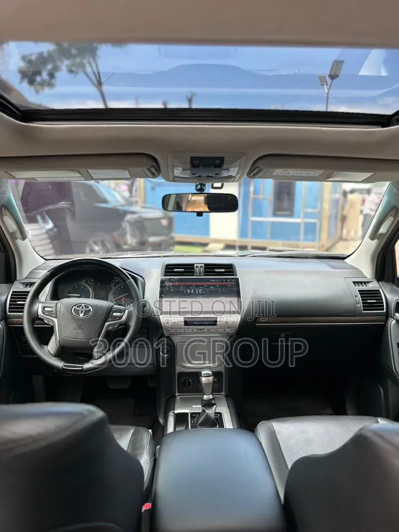 Toyota Land Cruiser Prado 2024 Black