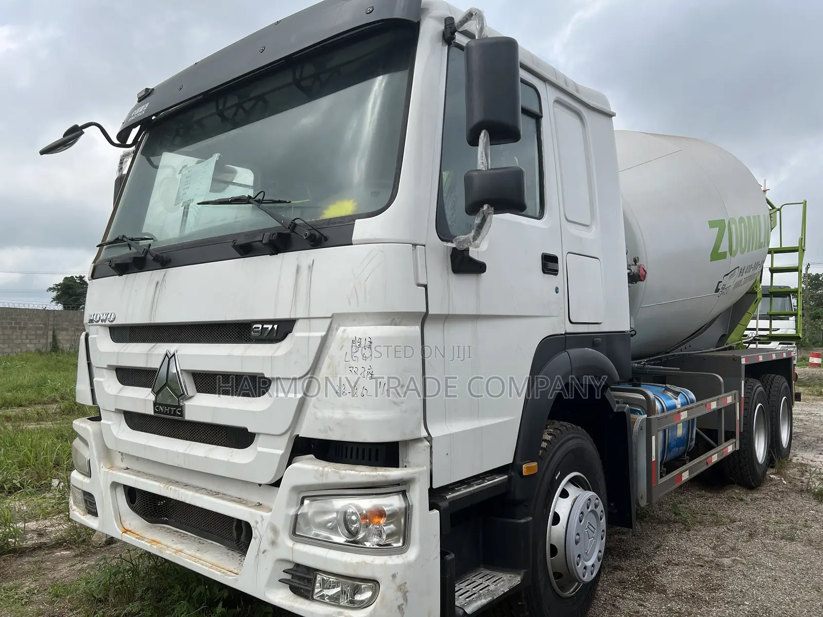 Howo 371 Cement Mixer Truck, 12 Cubic Meters,ready to Work