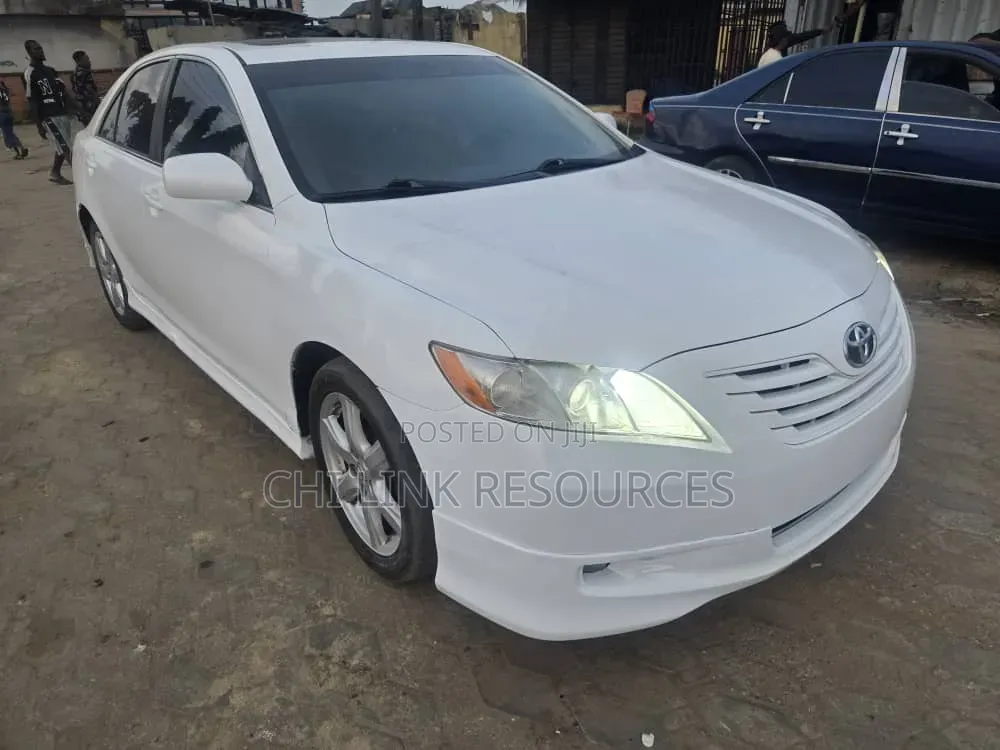 Toyota Camry 2009 White
