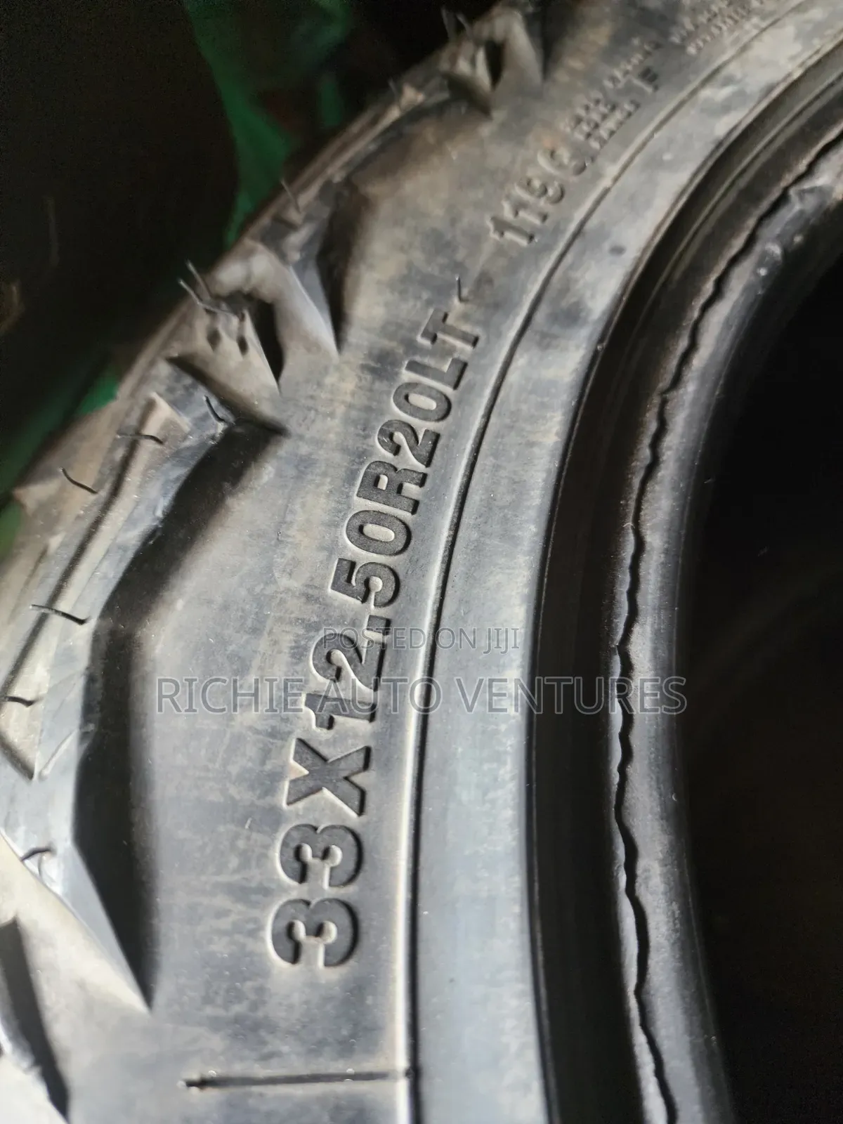 33x12.50R20 Offroad Tires.