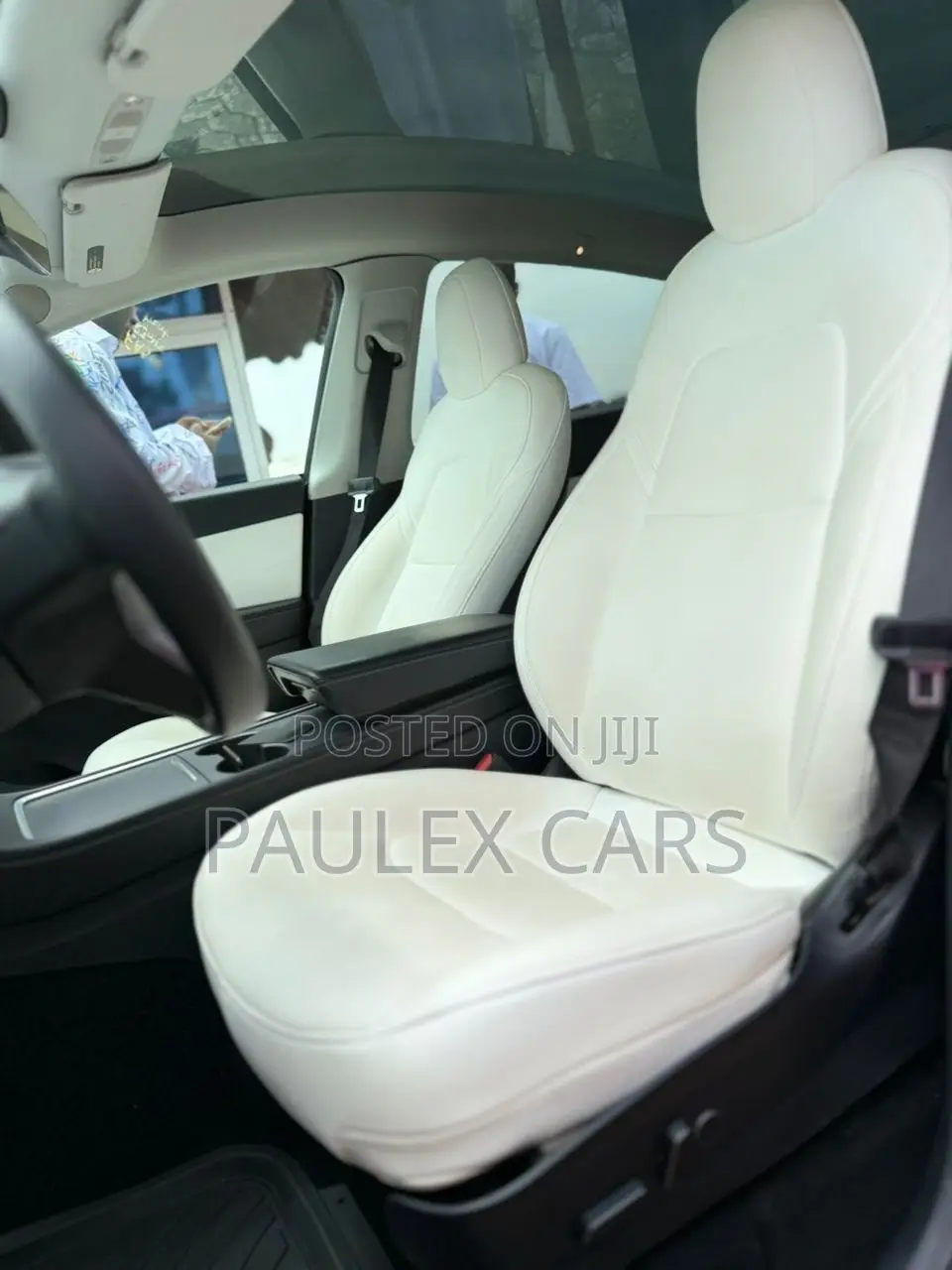 Tesla Model Y Standard Range RWD 2022 Red