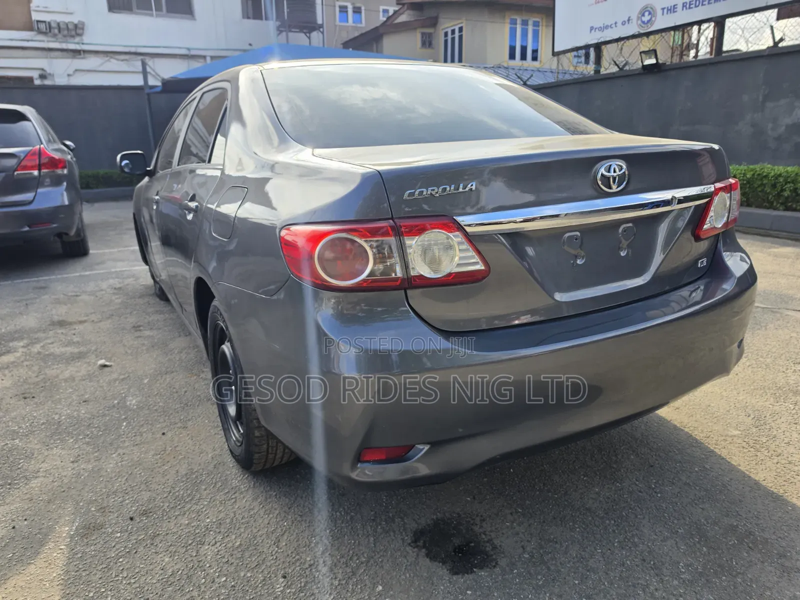 Toyota Corolla LE 4dr Sedan (1.8L 4cyl 4A) 2013 Gray