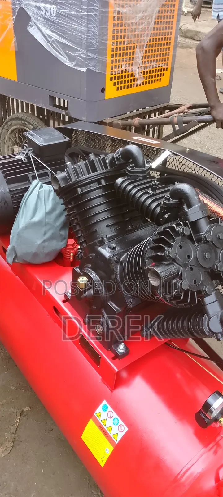 Air Compressor