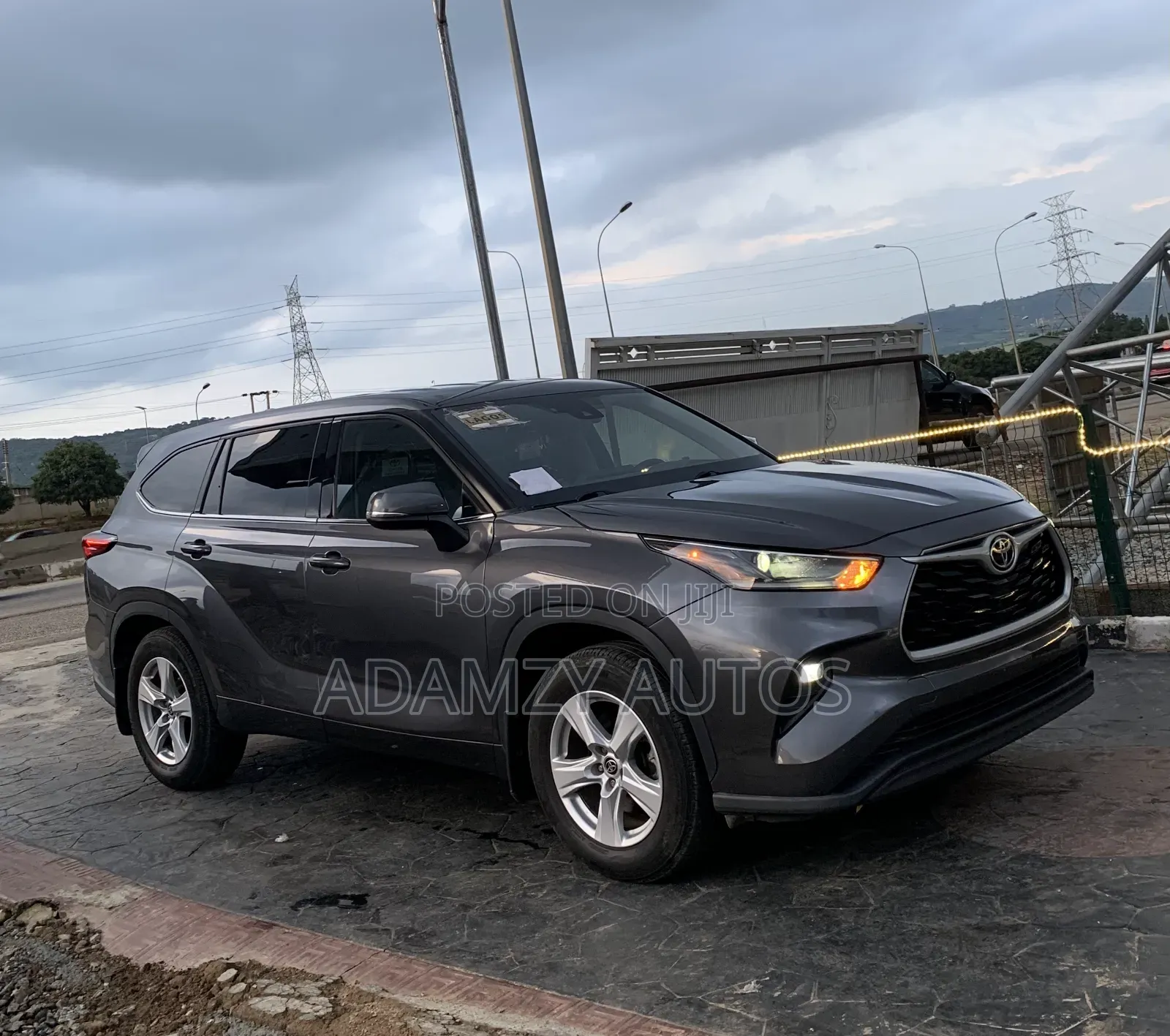 Toyota Highlander 2022 Gray