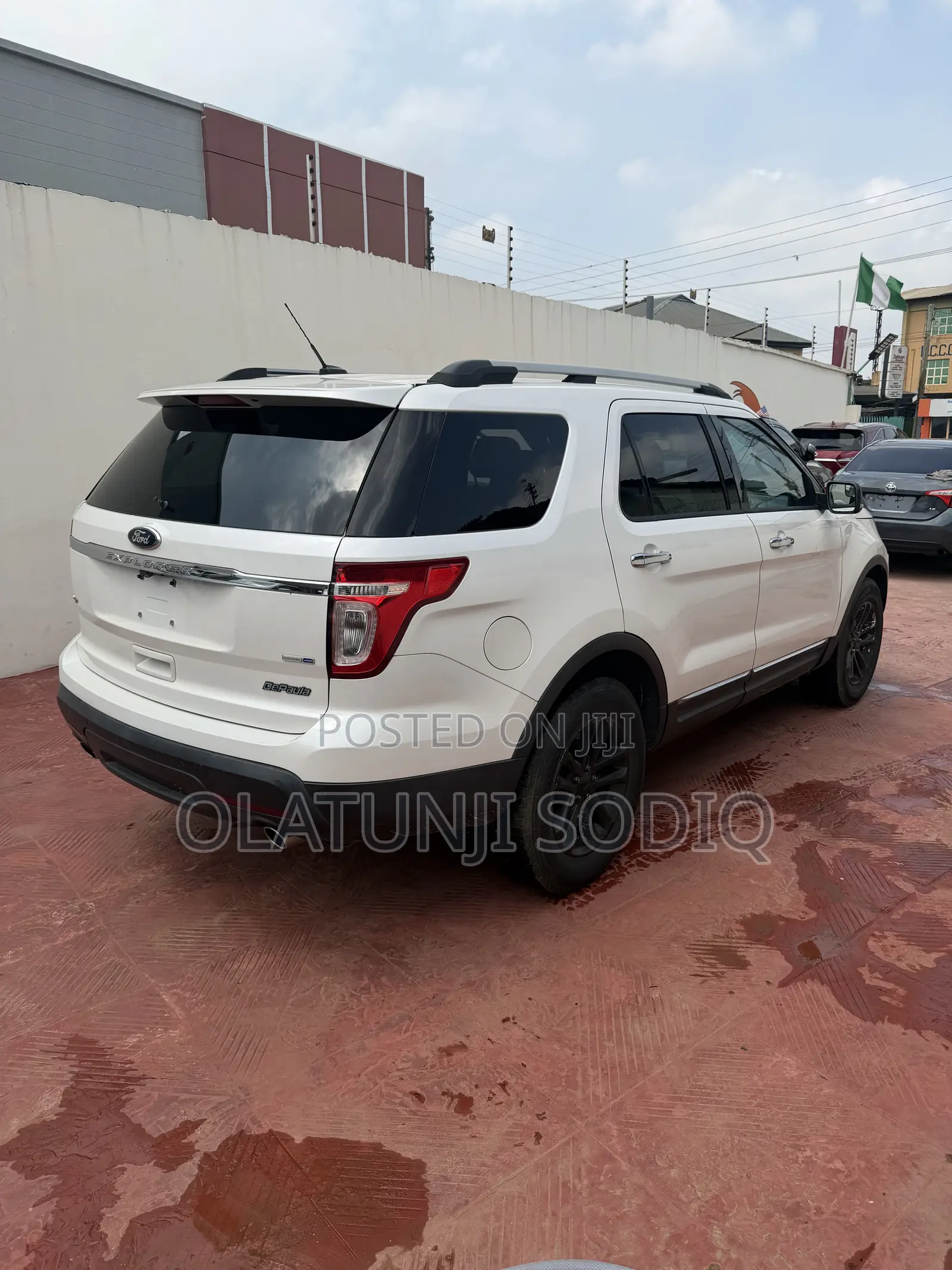 Ford Explorer XLT 4dr 4x4 (3.5L 6cyl 6A) 2013 White
