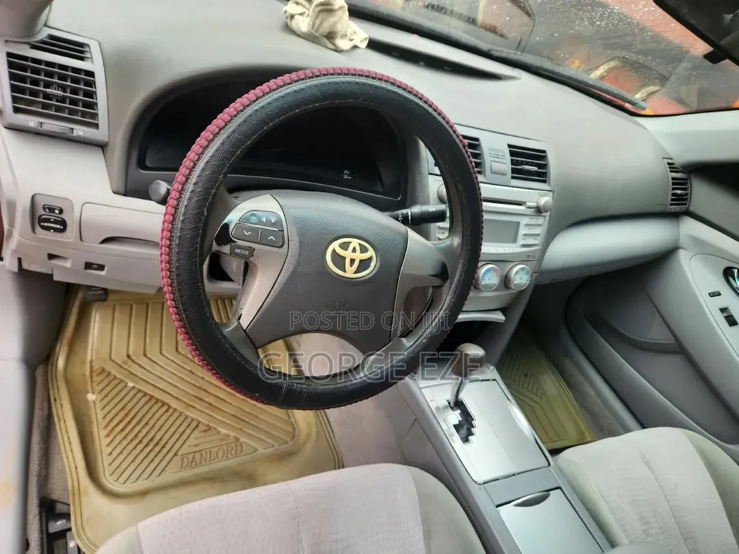 Toyota Camry 2010 Red
