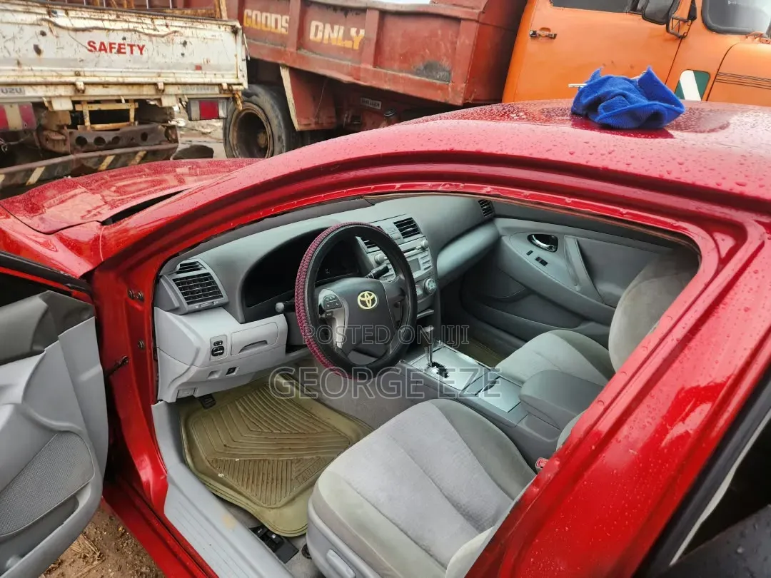 Toyota Camry 2010 Red