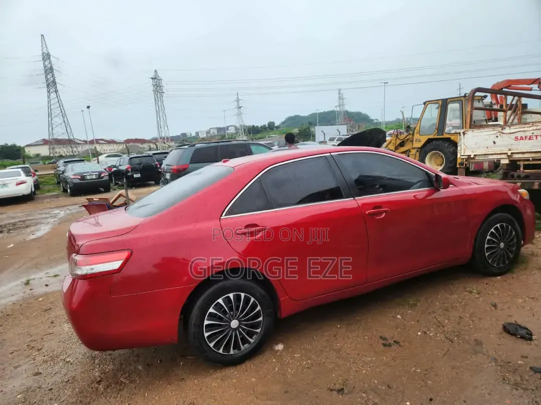 Toyota Camry 2010 Red
