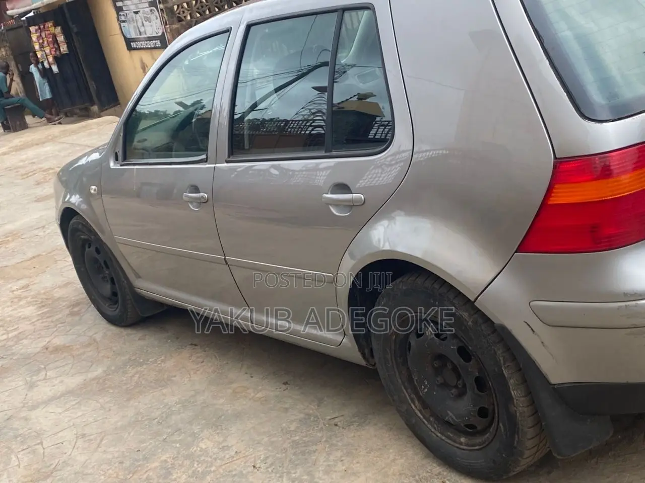 Volkswagen Golf 2002 Gray
