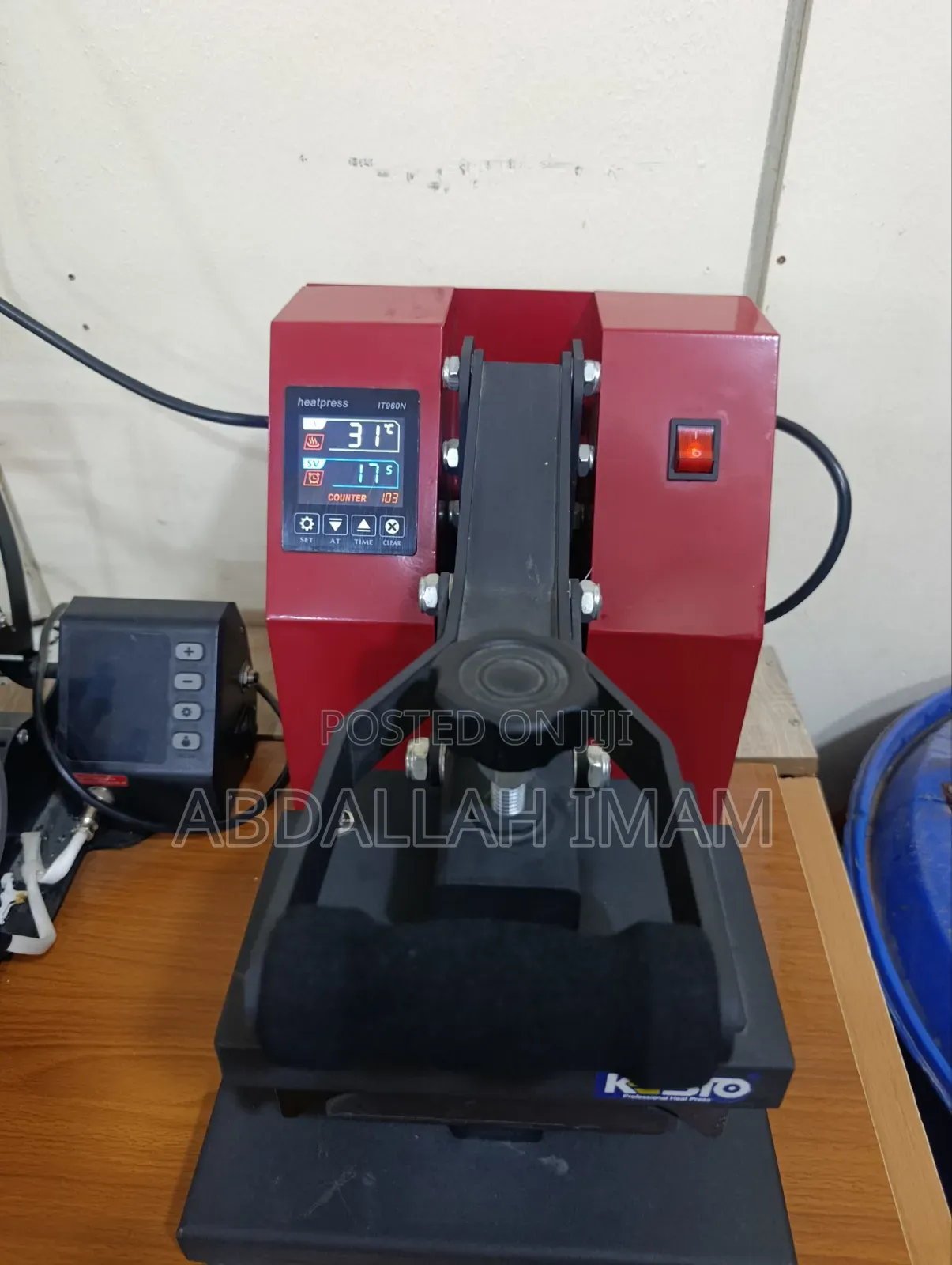 Kesto Cap Presser(Few Months Used)