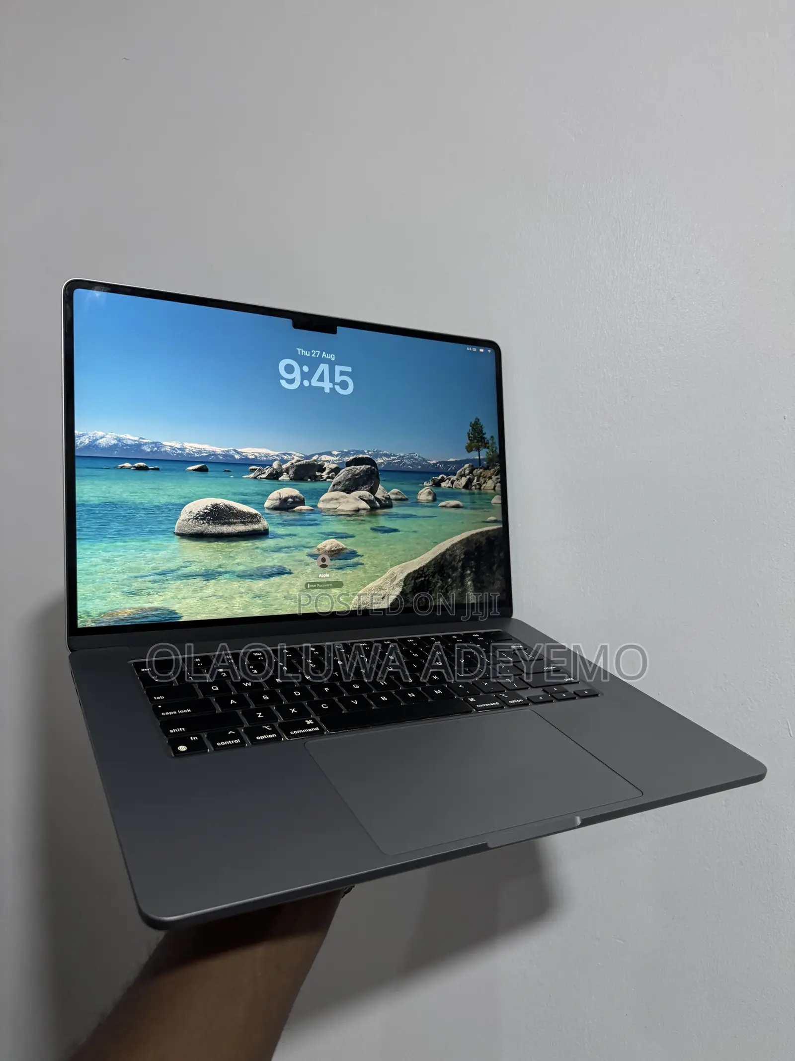 Laptop Apple MacBook Air 2024 M3 16GB Apple M3 SSD 512GB