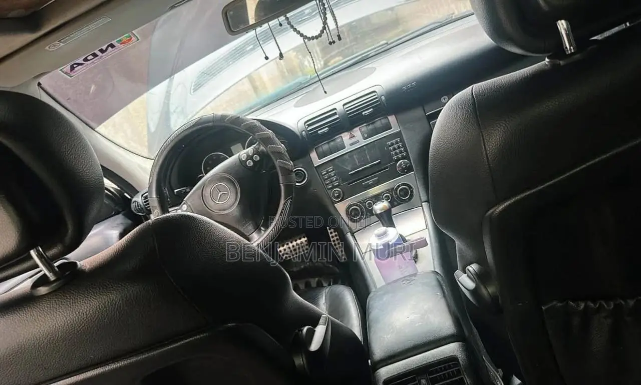 Mercedes-Benz C230 2007 Black