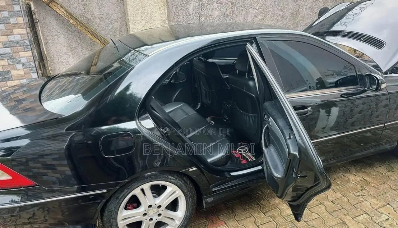Mercedes-Benz C230 2007 Black