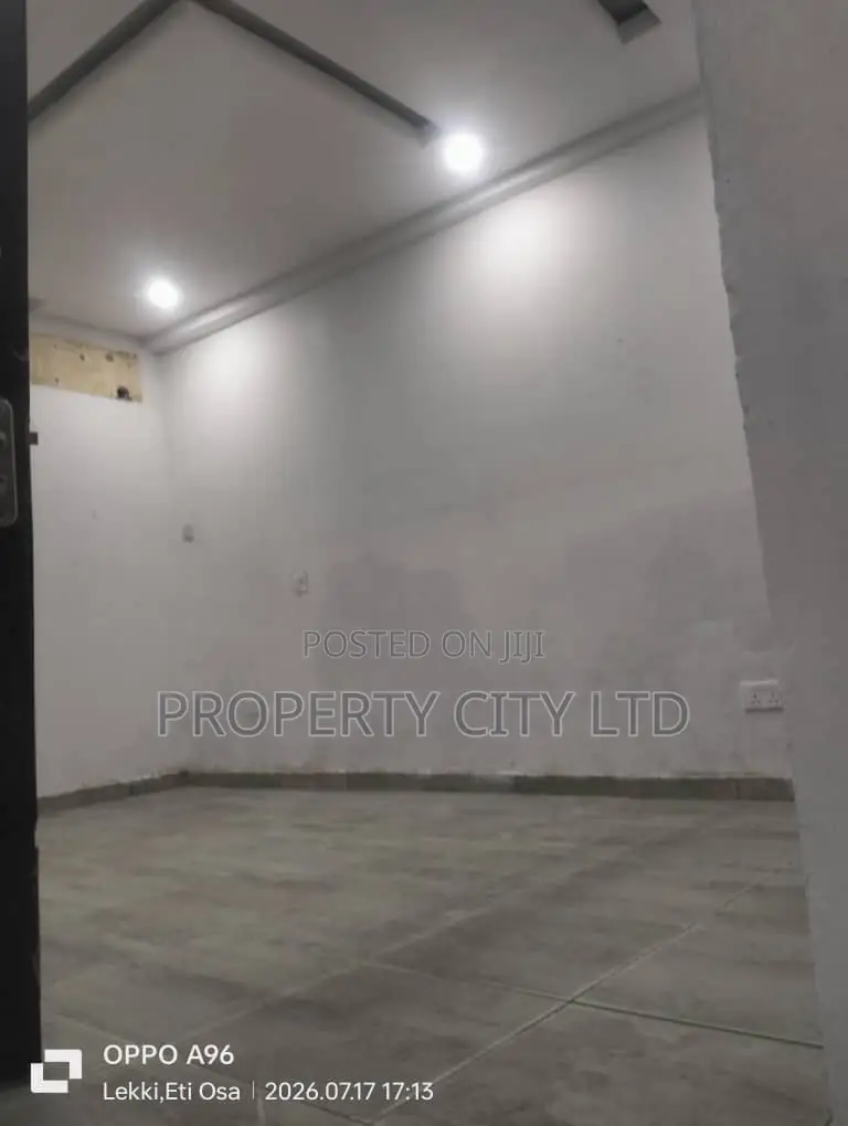 4bdrm Block of Flats in Ologolo for sale