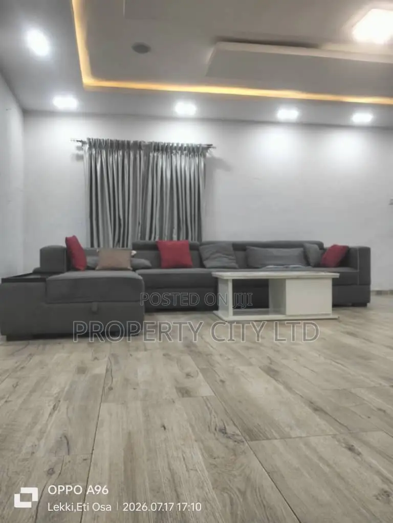 4bdrm Block of Flats in Ologolo for sale