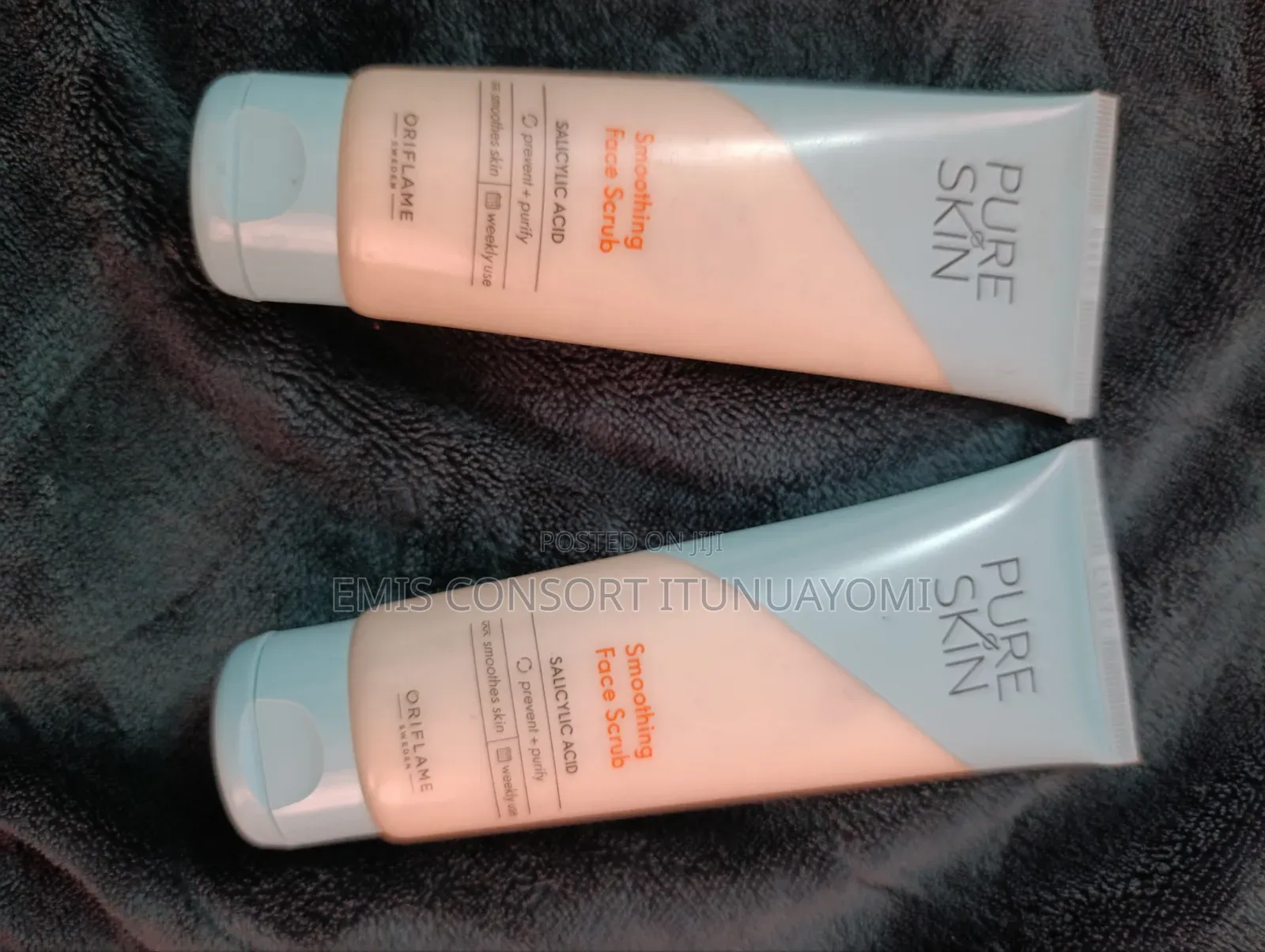 Pure Skin  Smoothing Face Scrub