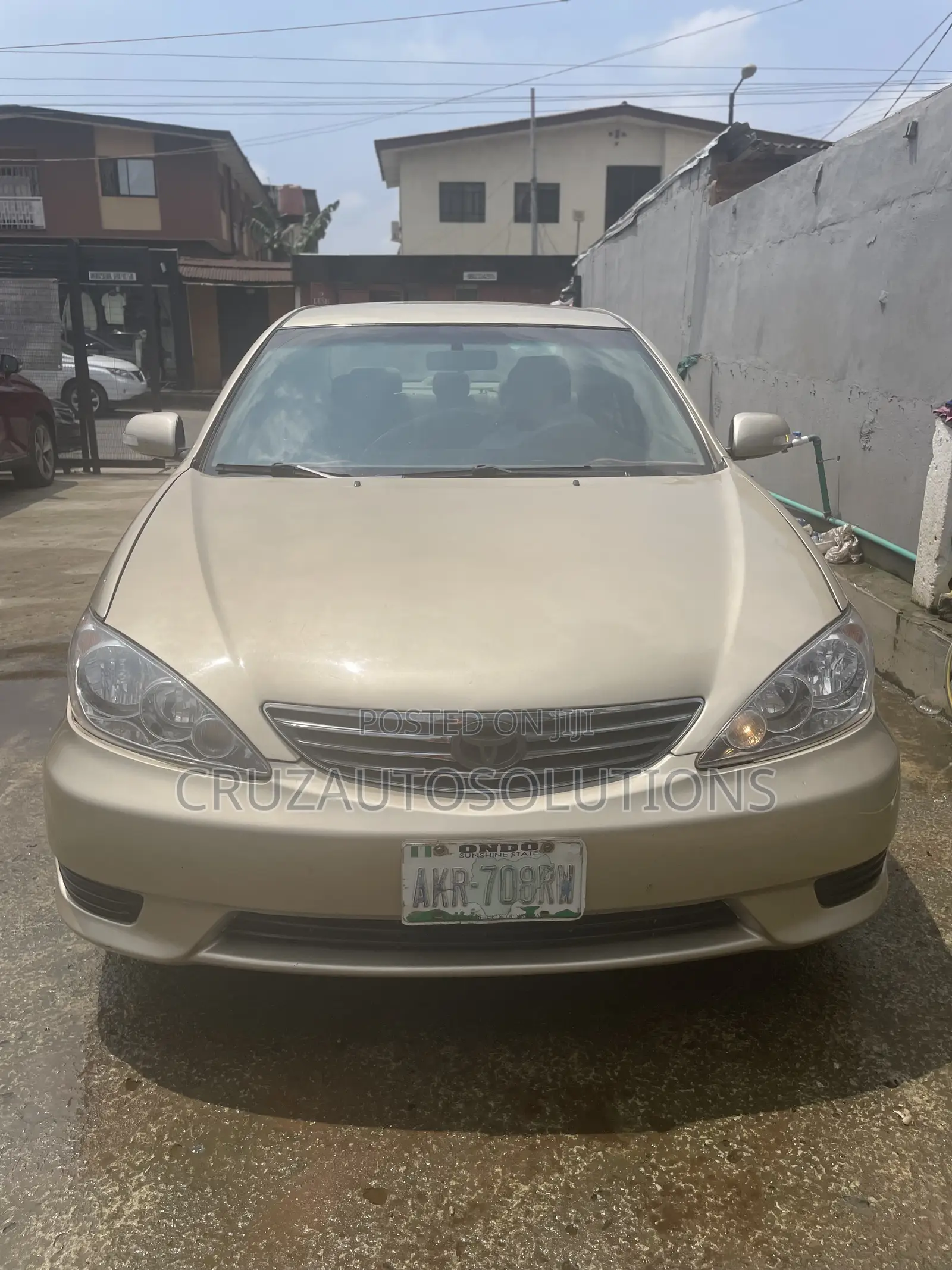 Toyota Camry 2006 Gold