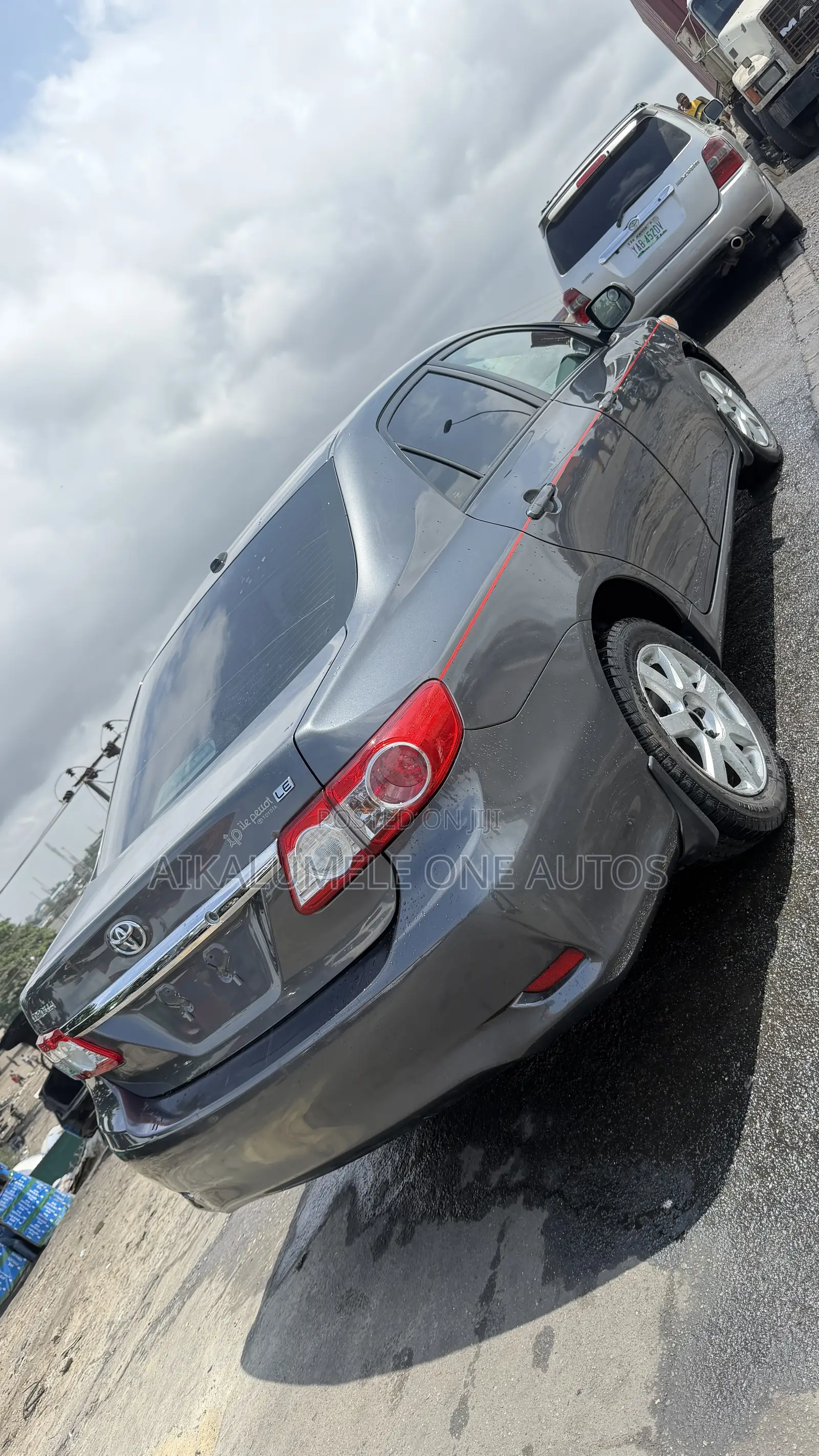 Toyota Corolla LE 4dr Sedan (1.8L 4cyl 4A) 2011 Gray