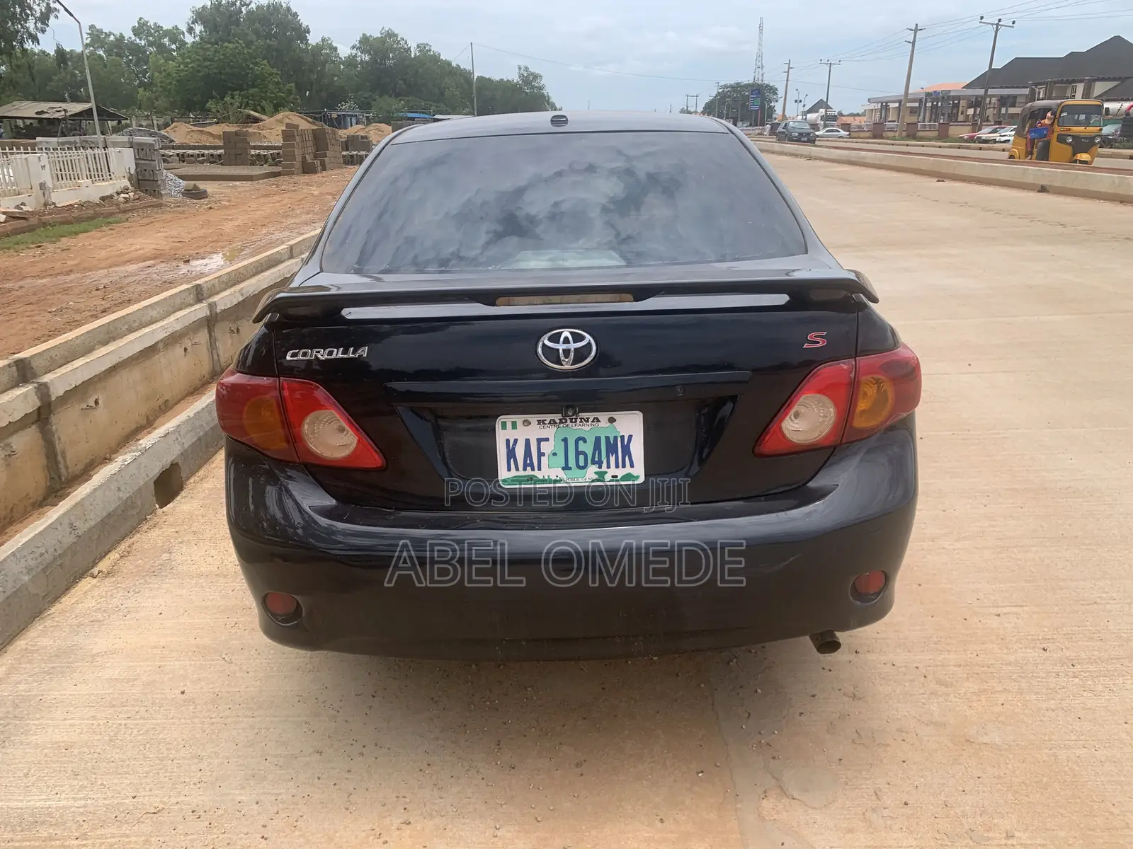 Toyota Corolla 2010 Black