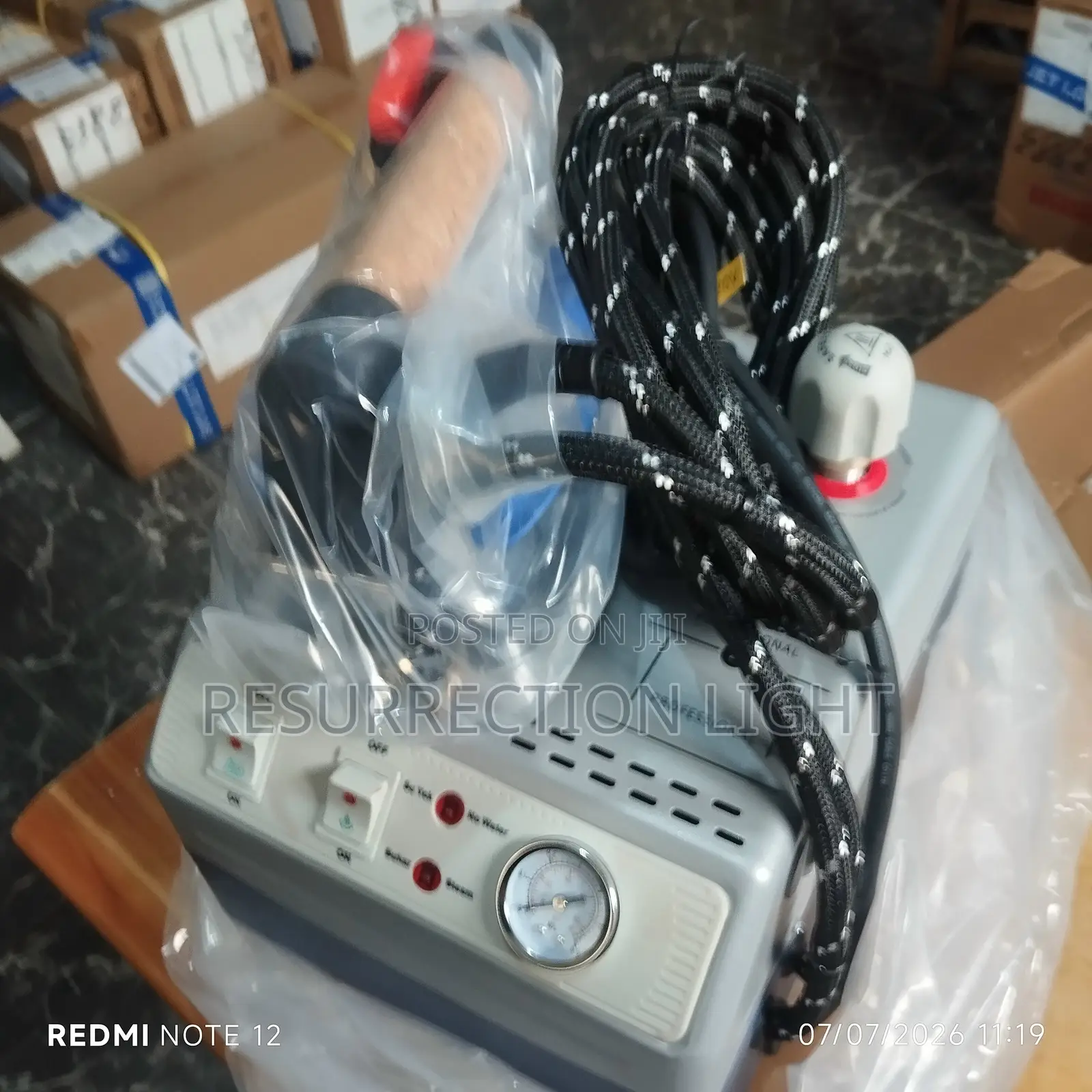 Top Quality, Rugged Brand New 2 Liters Pony Baby Industrial Steam Iron
