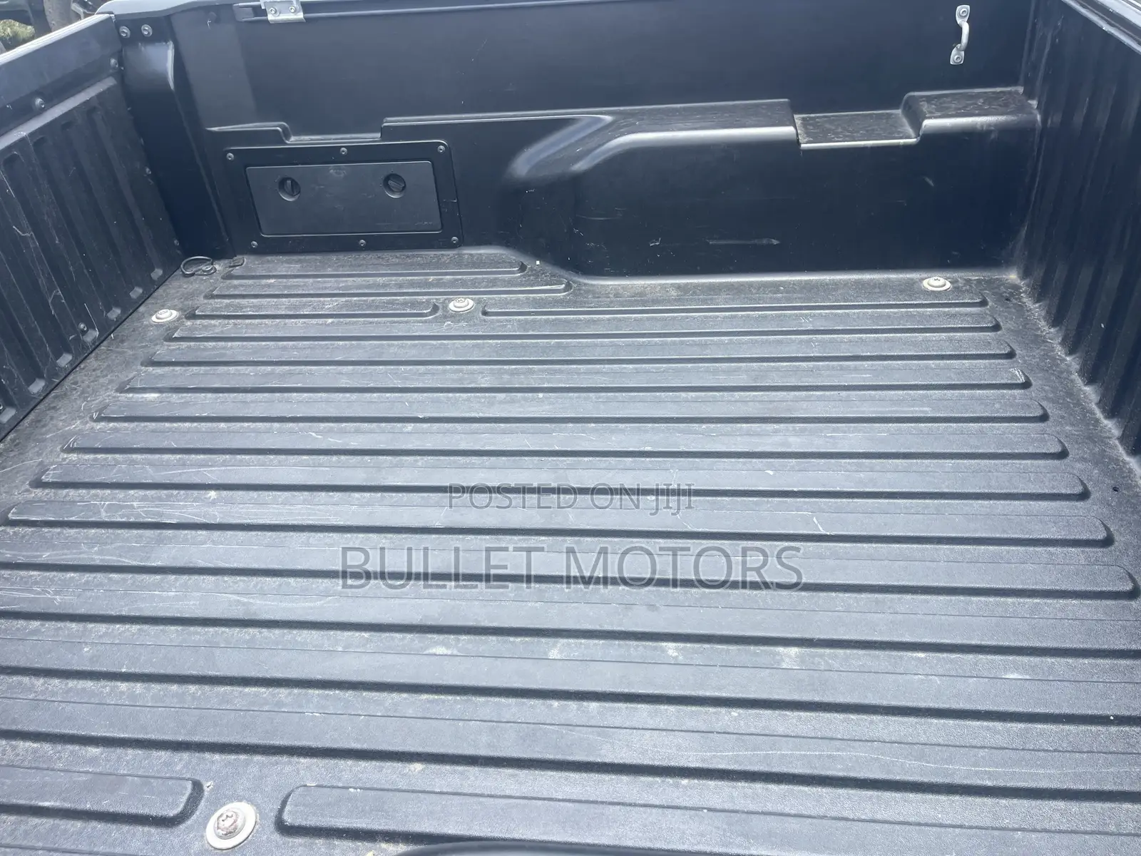 Toyota Tacoma TRD PRO V6 4dr Double Cab 4WD 5.0 ft. SB (4.0L 6cyl 5A)