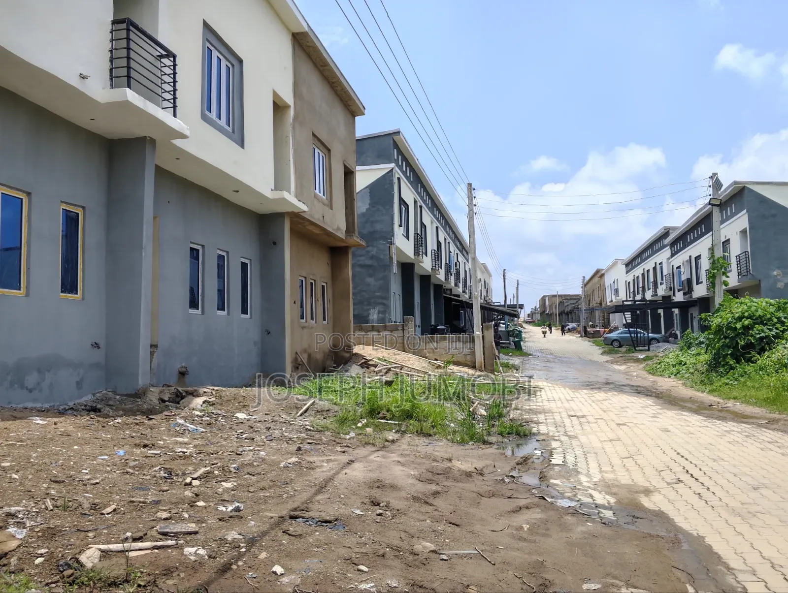 3bdrm Townhouse/Terrace in Deluxe Homes, Karmo for sale