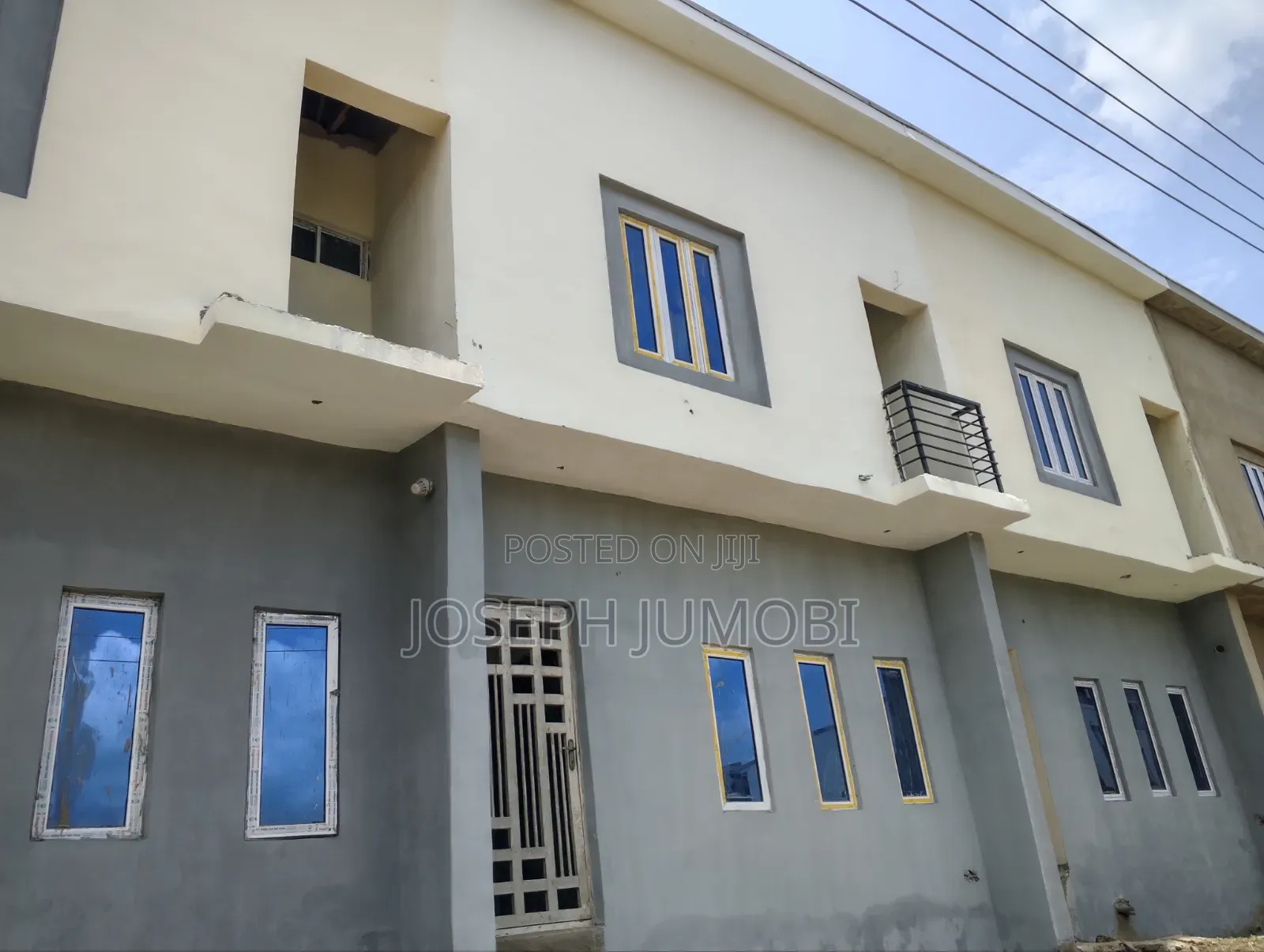 3bdrm Townhouse/Terrace in Deluxe Homes, Karmo for sale