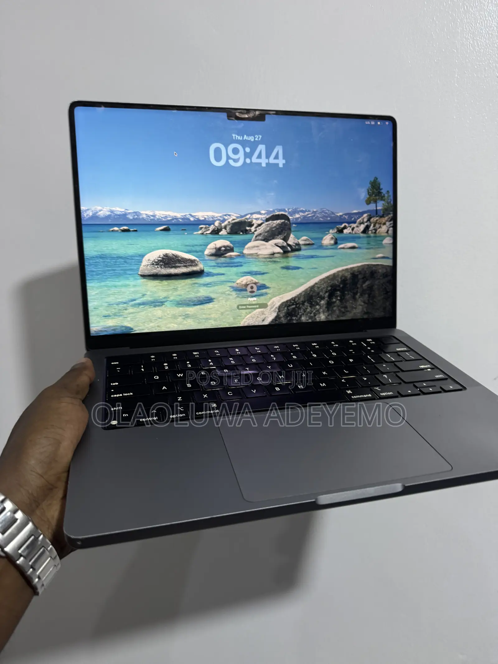 Laptop Apple MacBook Pro 2021 M1 16GB Apple M1 Pro SSD 512GB