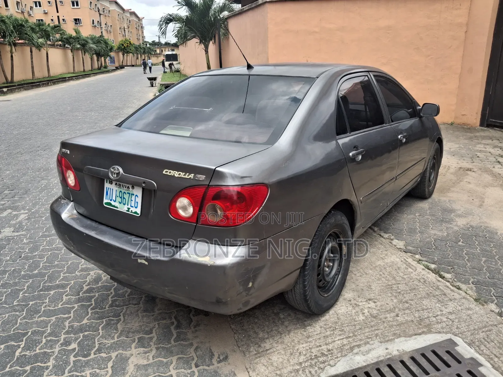 Toyota Corolla 2005 Gray