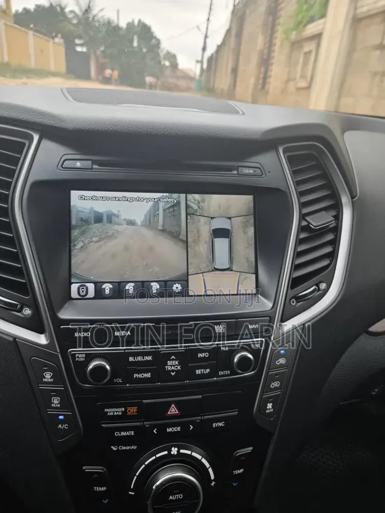 Hyundai Santa Fe SE Ultimate AWD 2018 White