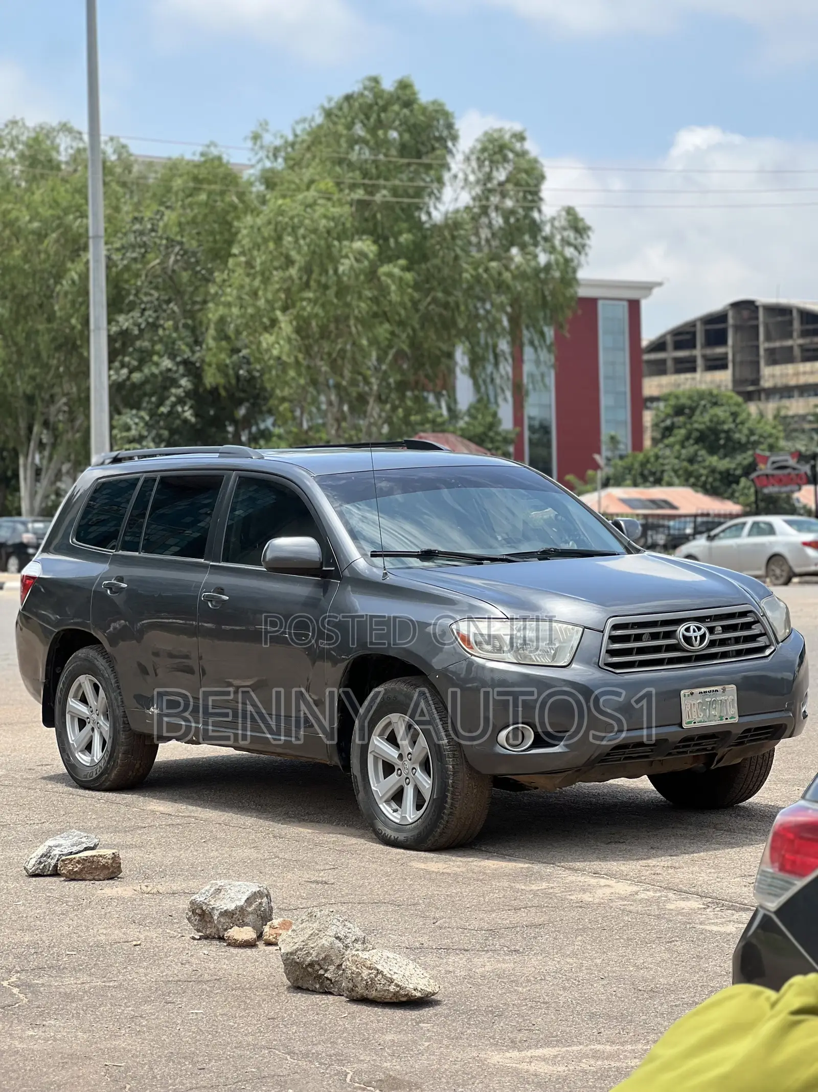 Toyota Highlander V6 2009 Gray