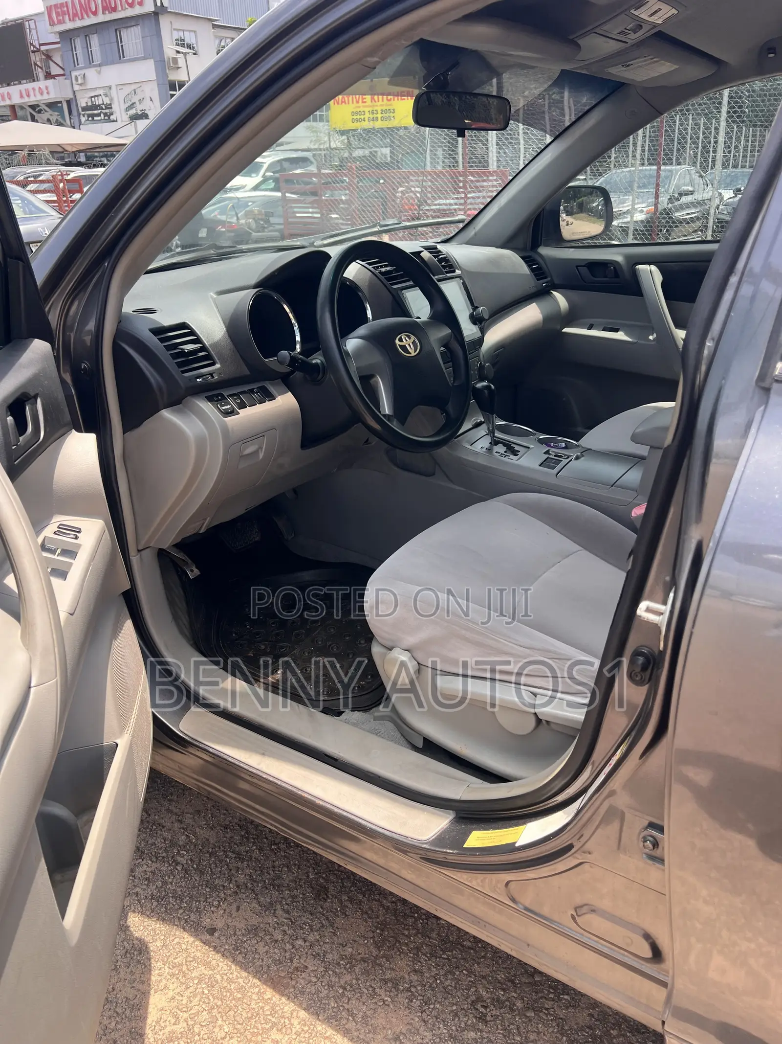 Toyota Highlander V6 2009 Gray
