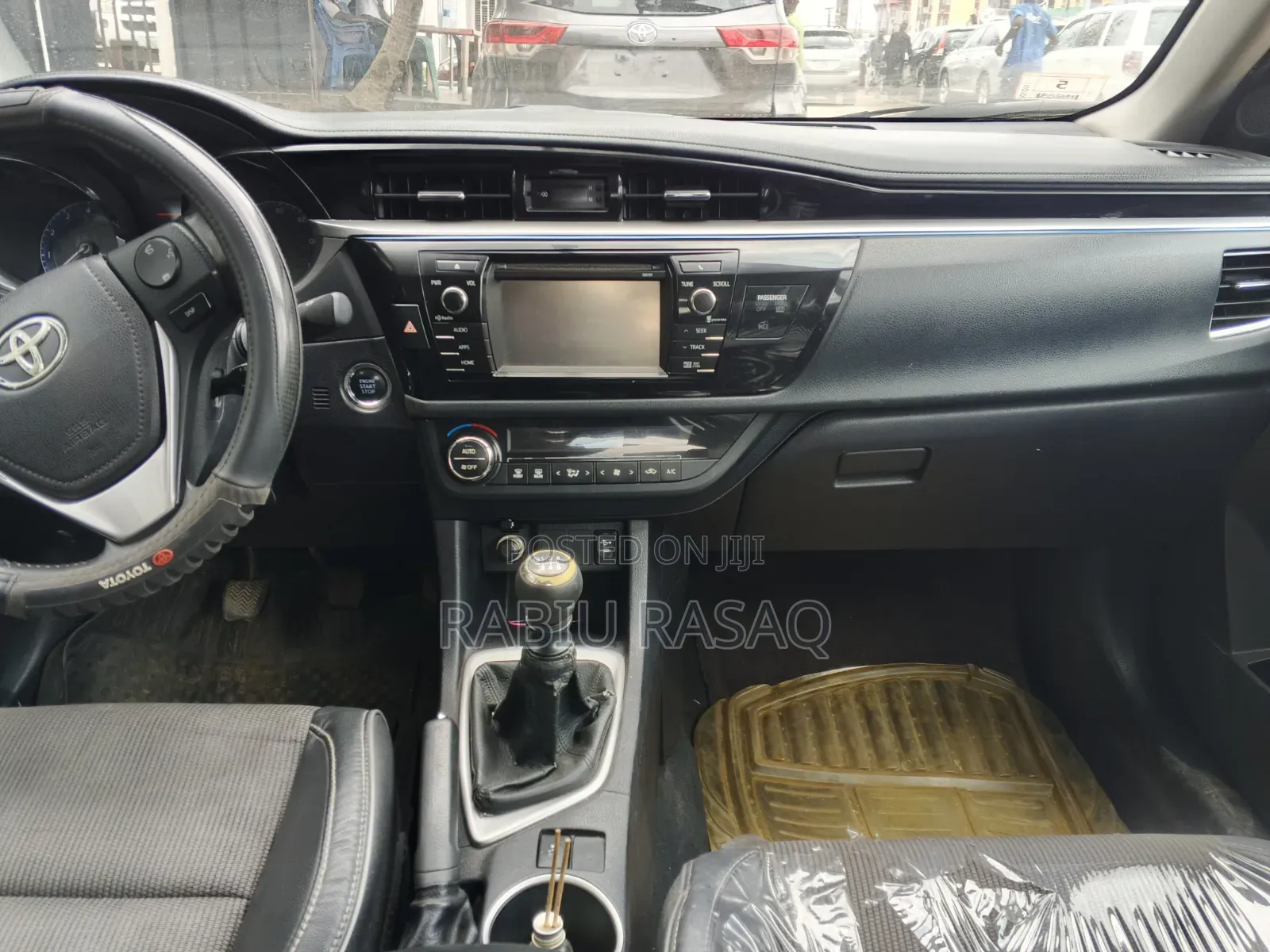 Toyota Corolla 2015 Black