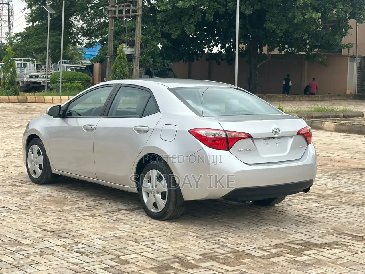 Toyota Corolla 2015 Silver