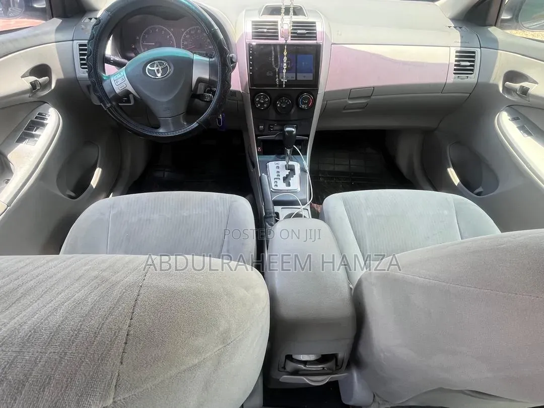 Toyota Corolla 2013 Gray