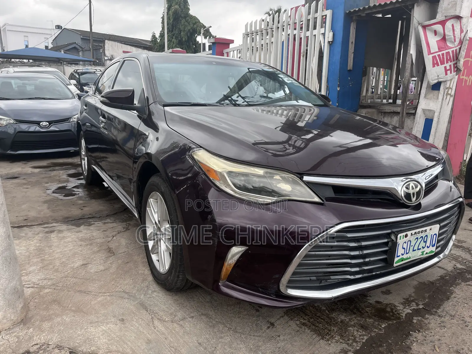 Toyota Avalon XLE Premium FWD Sedan (3.6L 6cyl 6A) 2016 Burgundy