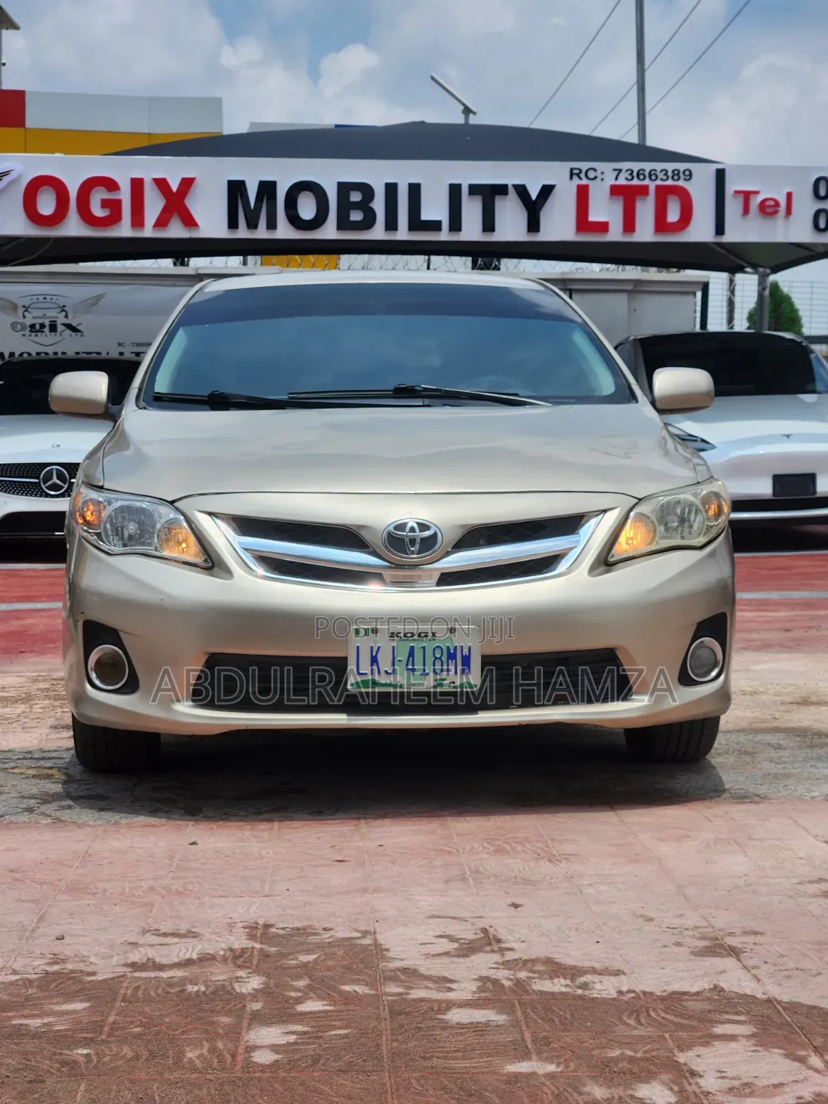 Toyota Corolla 2010 Gold