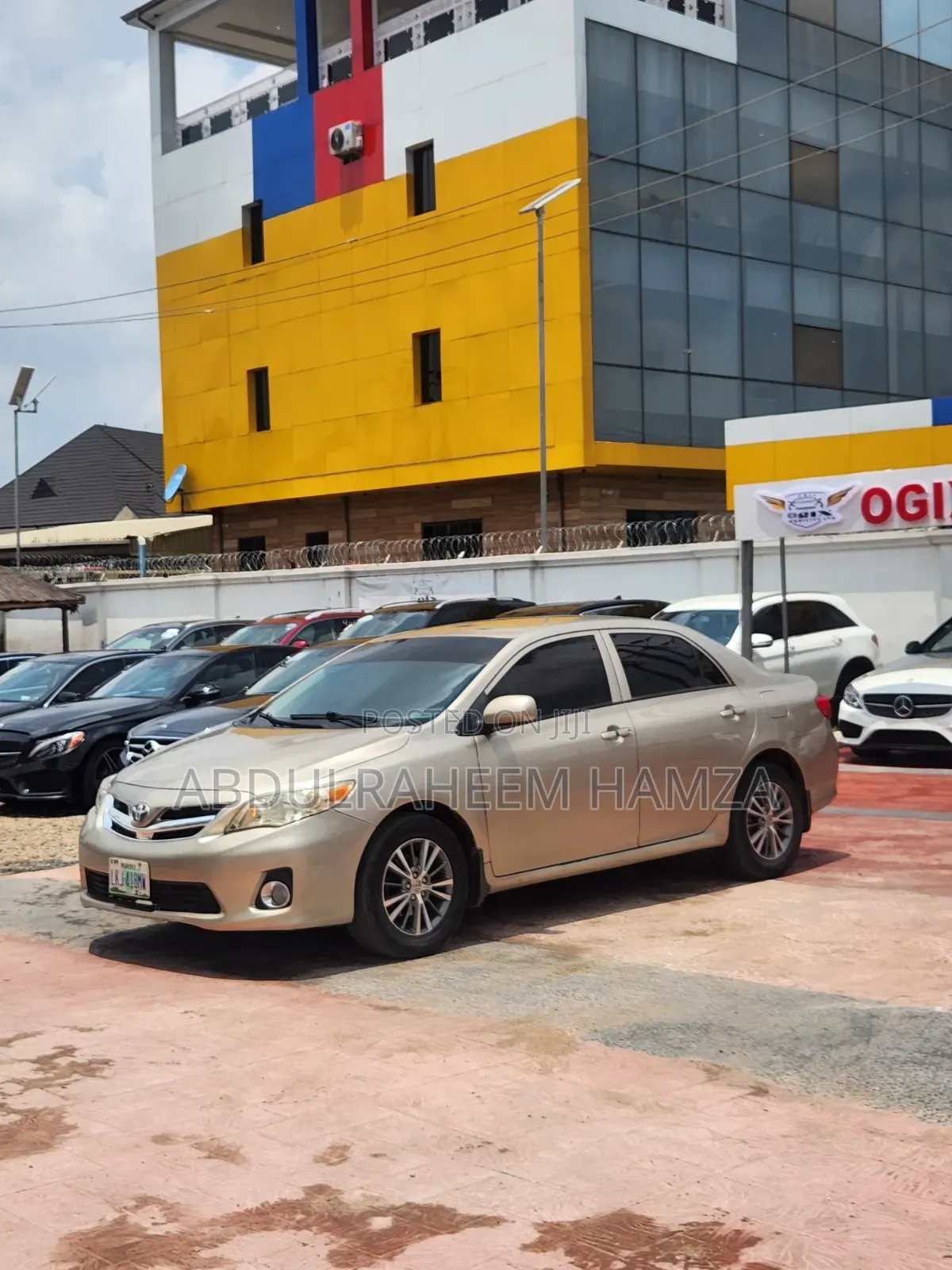Toyota Corolla 2010 Gold