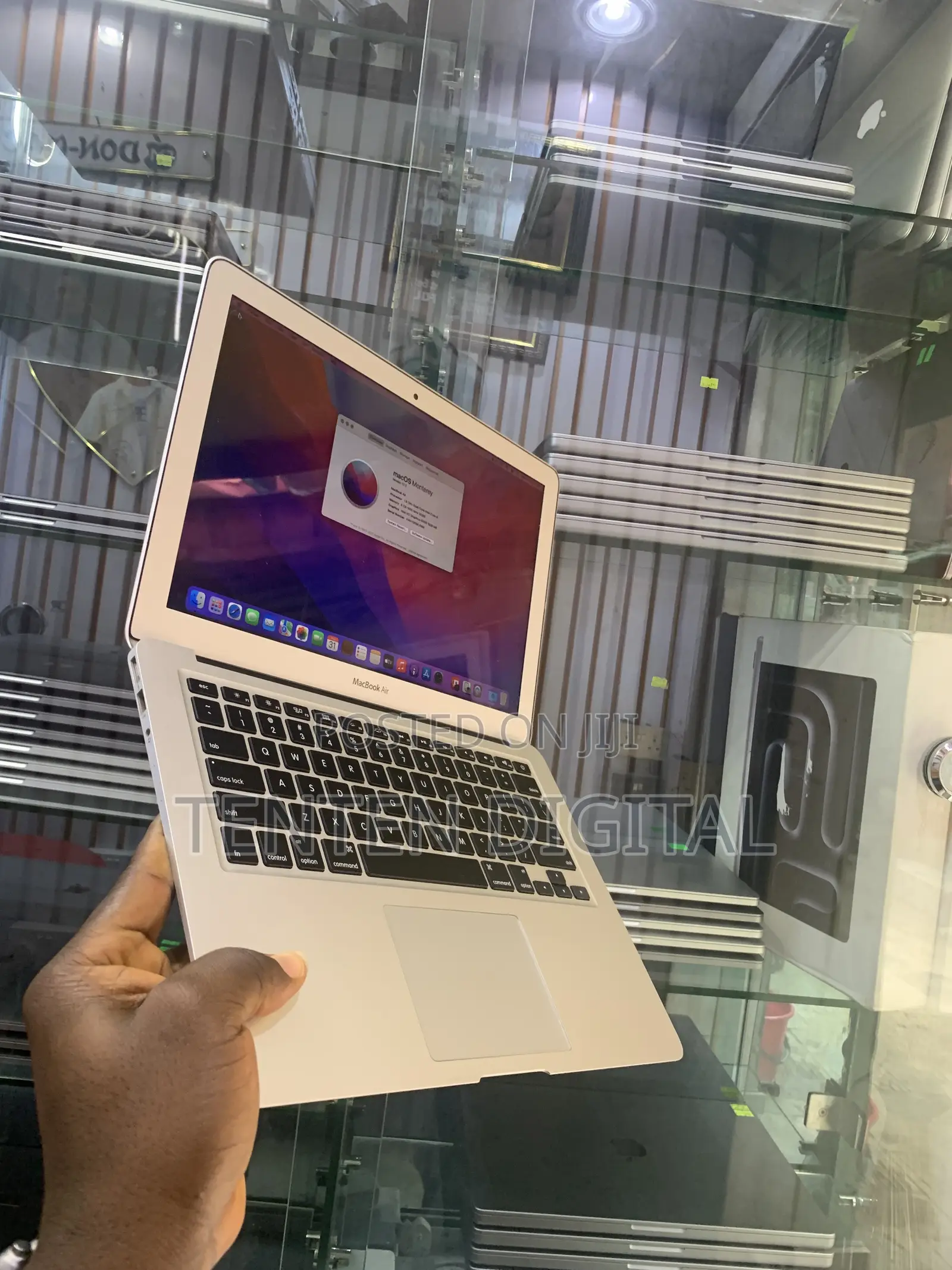 Laptop Apple MacBook Air 2017 8GB Intel Core i5 SSD 256GB