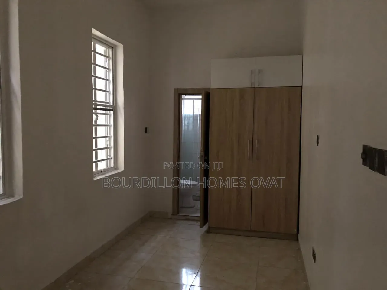 4bdrm Duplex in Harris Drive Vgc for rent
