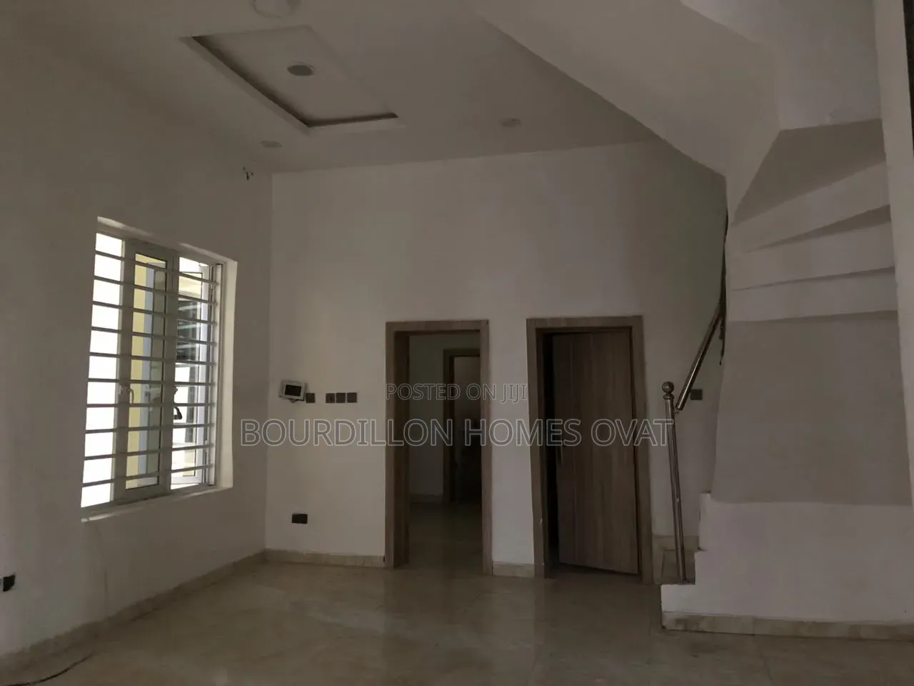 4bdrm Duplex in Harris Drive Vgc for rent