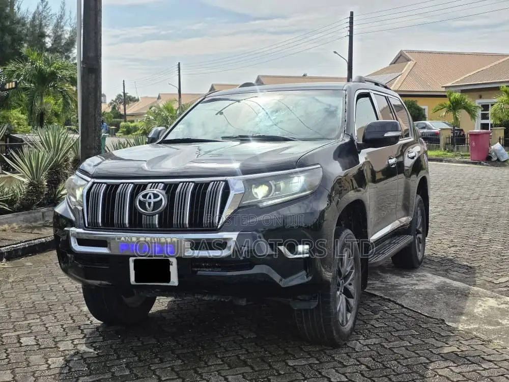Toyota Land Cruiser Prado 2012 Black