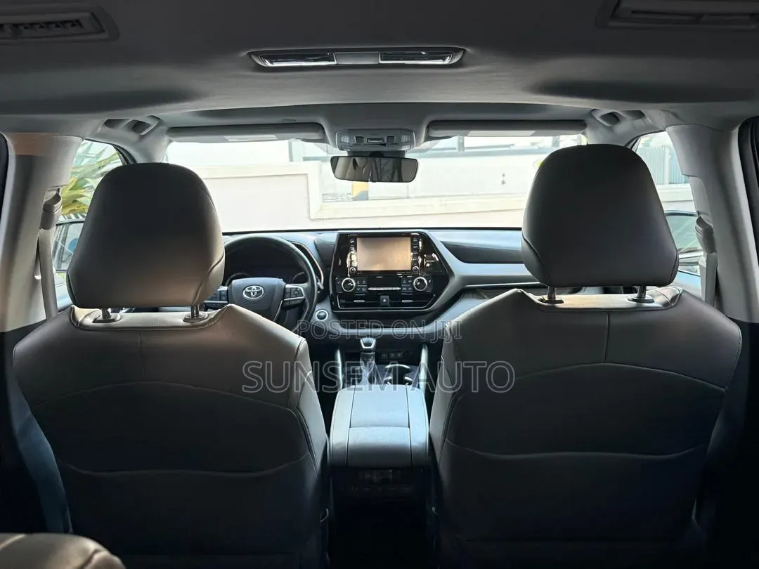Toyota Highlander 2022 Black
