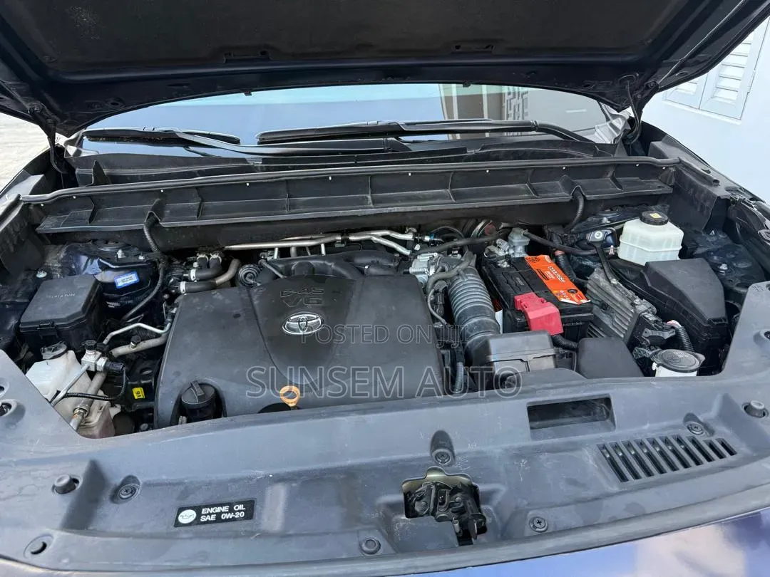 Toyota Highlander 2022 Black